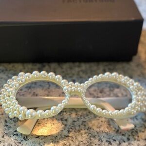 One-of-a-Kind Pearl Frames
